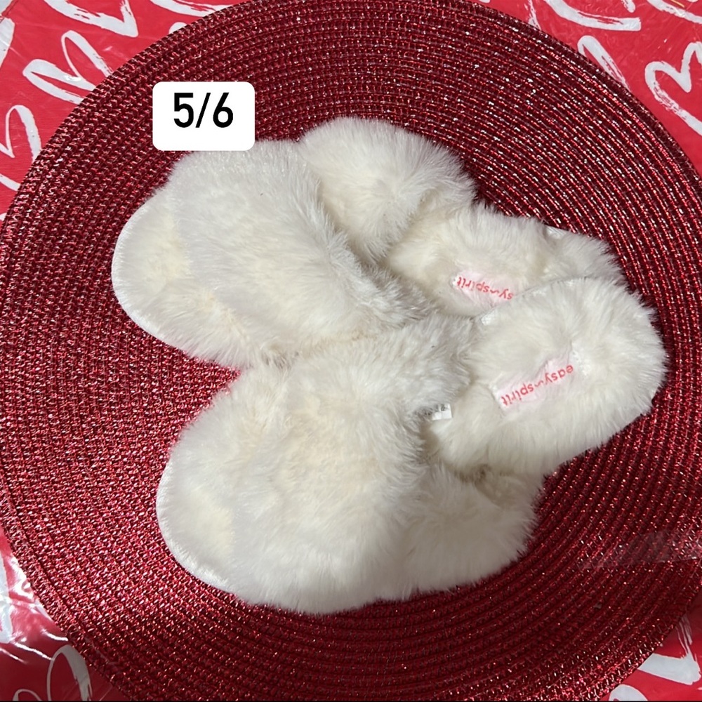 Easy Spirit Slippers